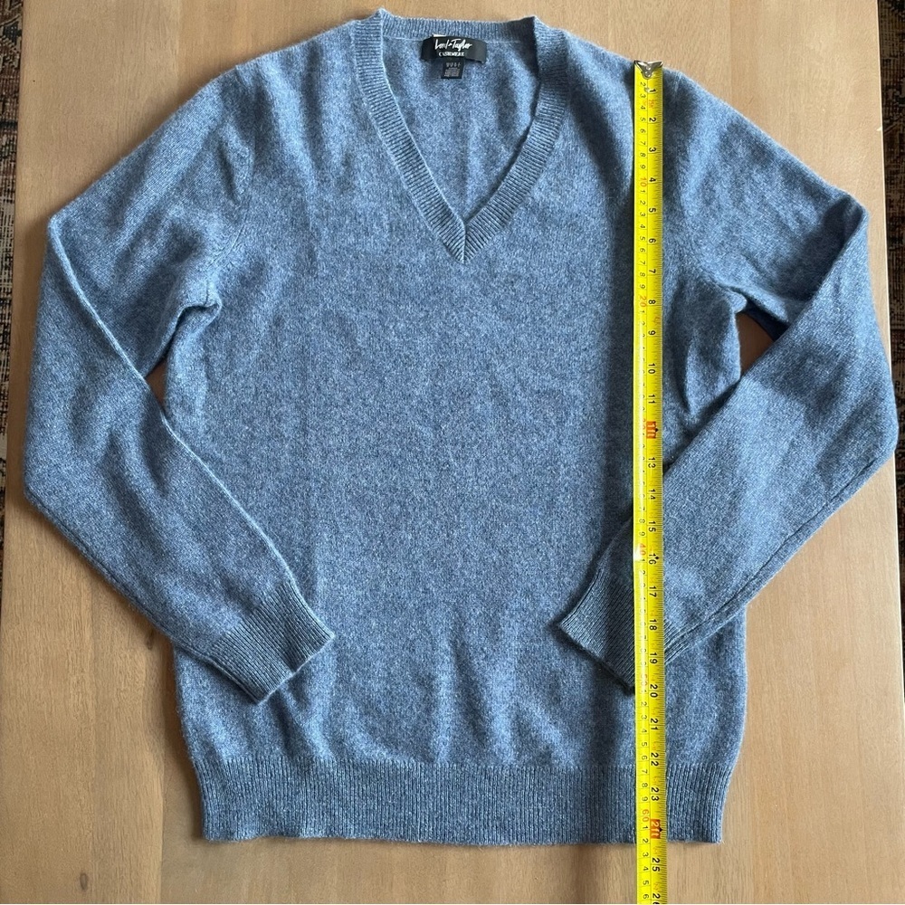 Lord & Taylor 100% Cashmere V-Neck Sweater - Light Blue - Picture 5 of 7